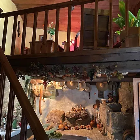 Casa Da Pedra - *